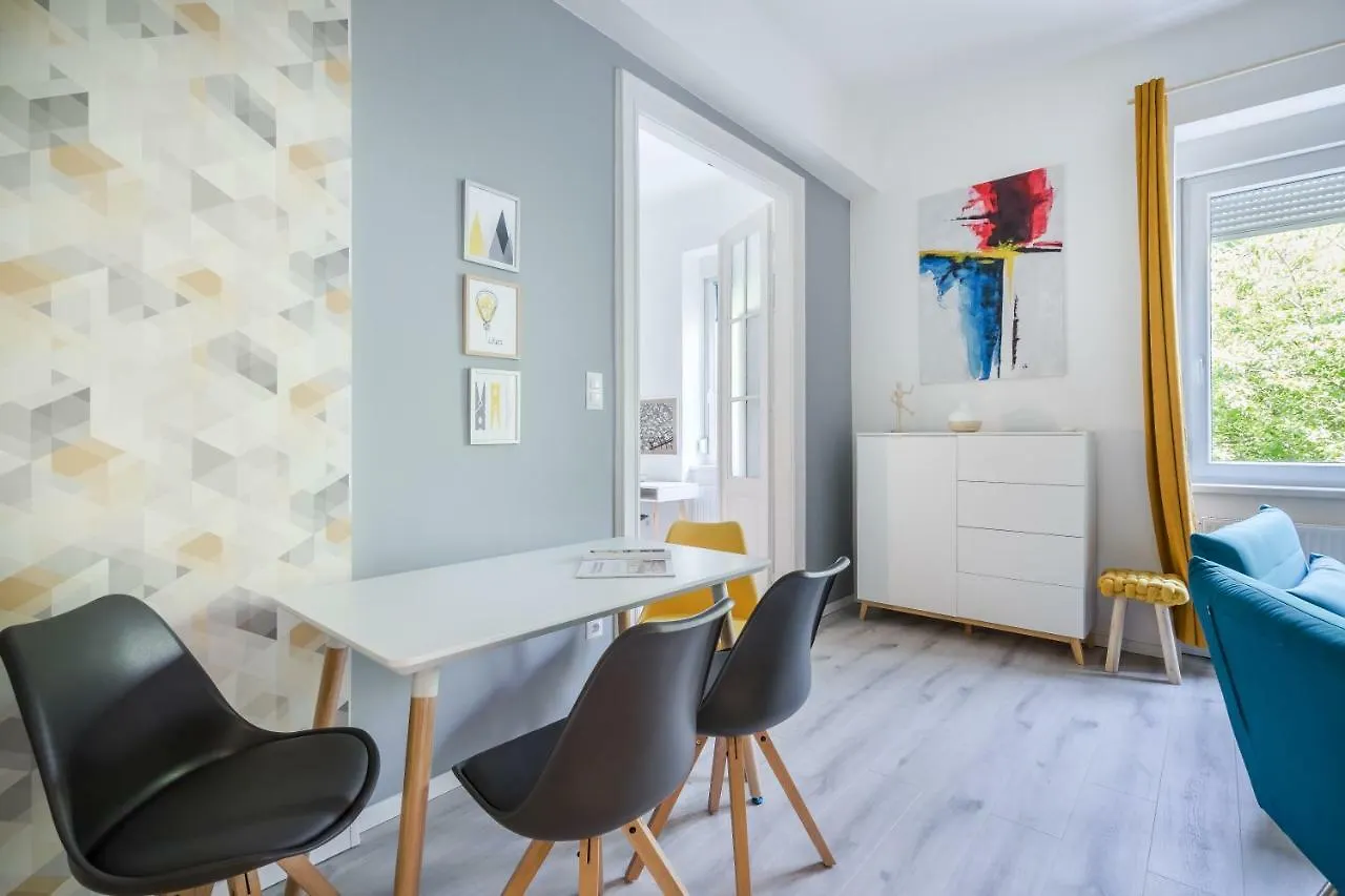 Apartament Bpr Color Fusion Home With A/C Budapeszt