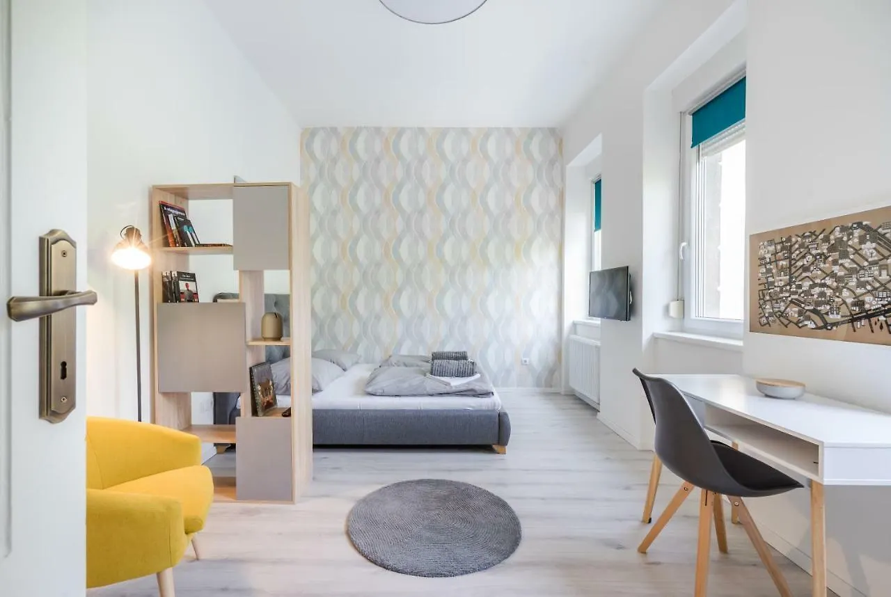 Apartament Bpr Color Fusion Home With A/C Budapeszt