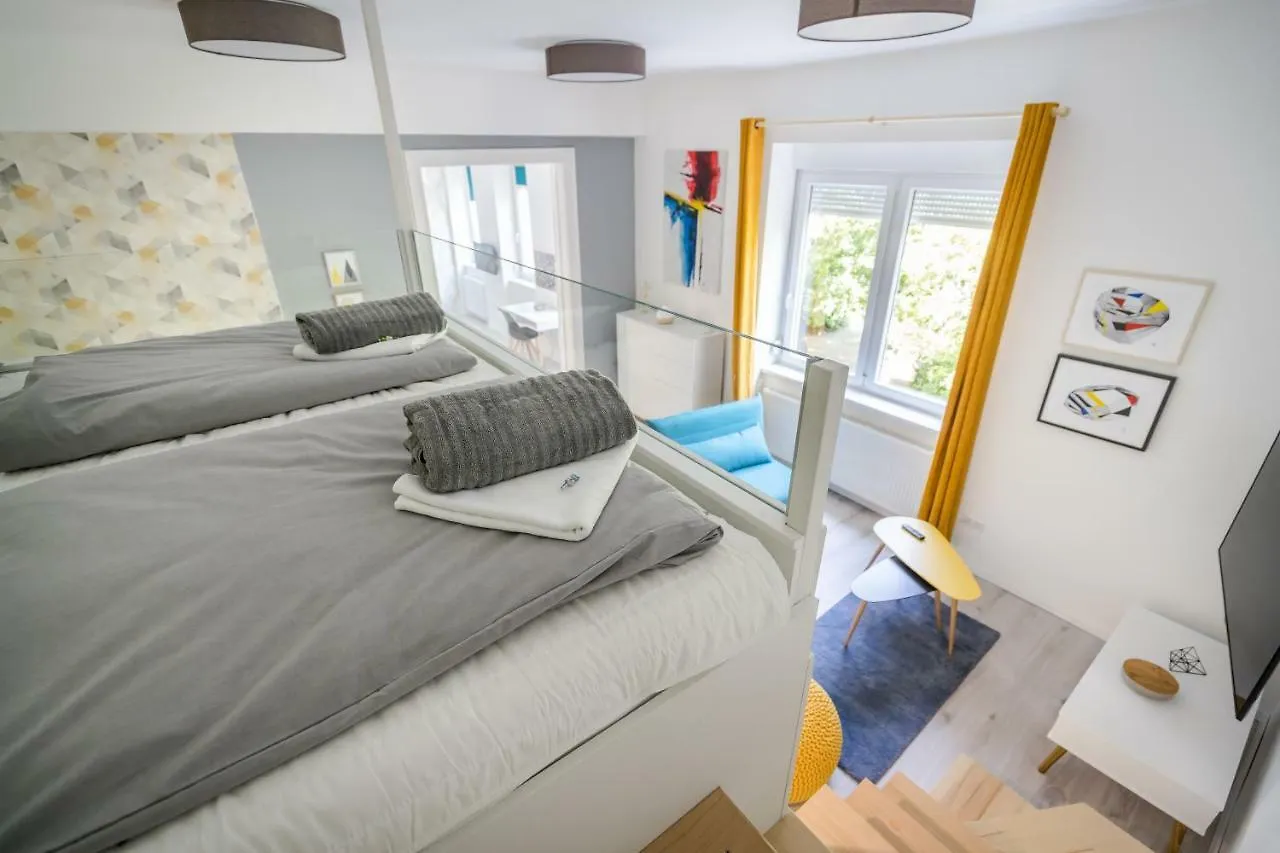 Bpr Color Fusion Home With A/C Budapest