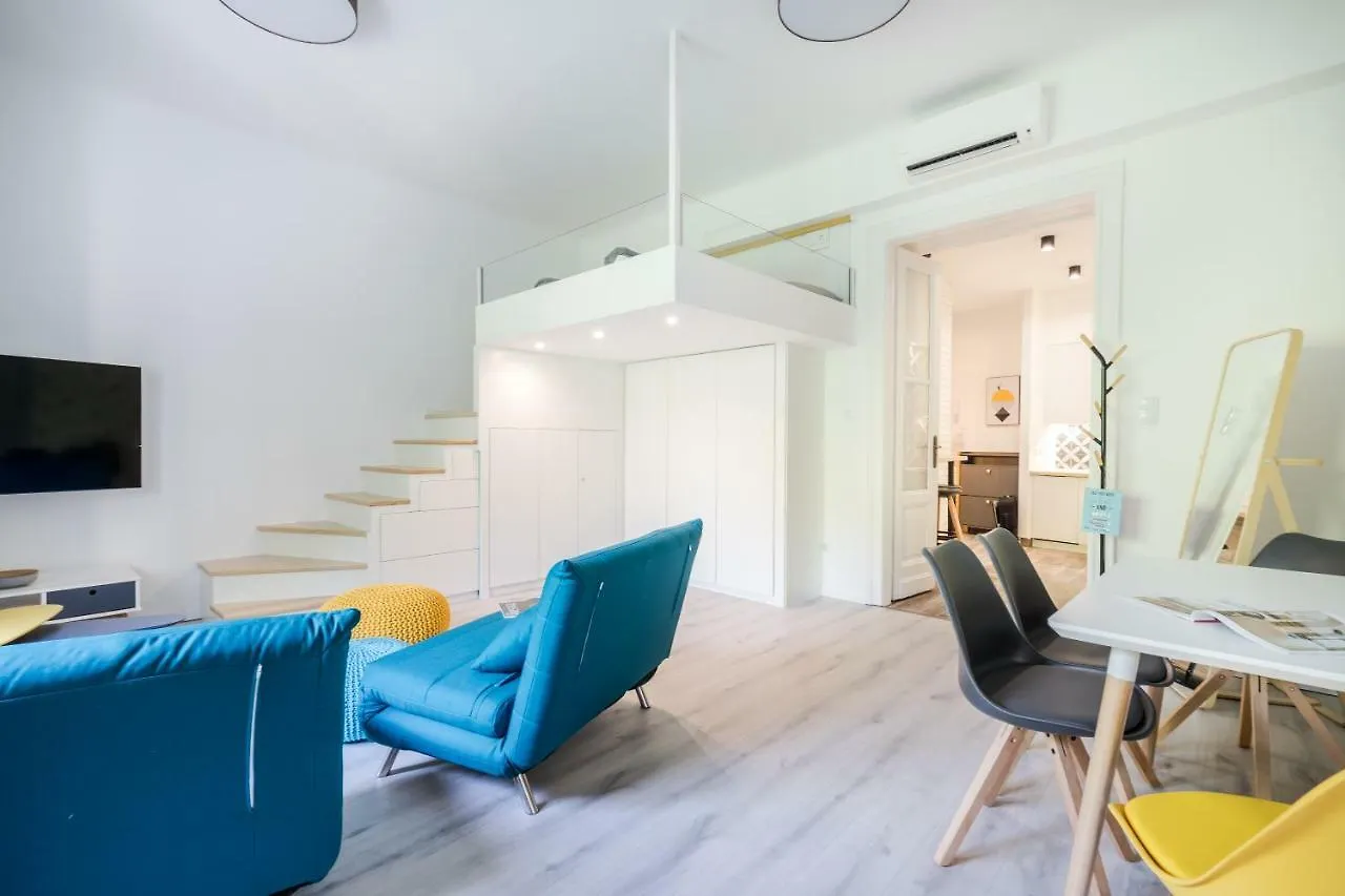 Bpr Color Fusion Home With A/C 布达佩斯